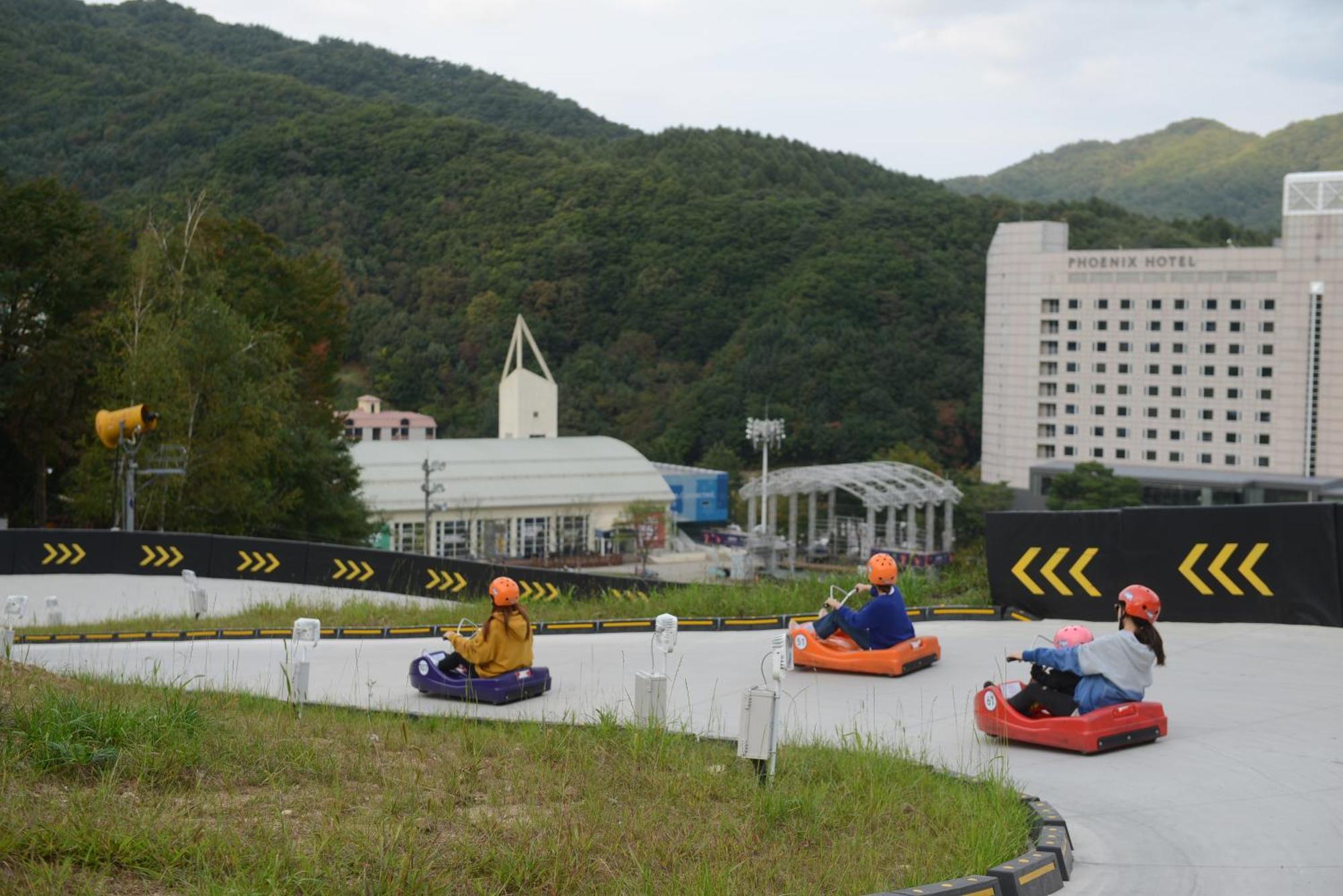 Phoenix Resort Pyeongchang Bagian luar foto