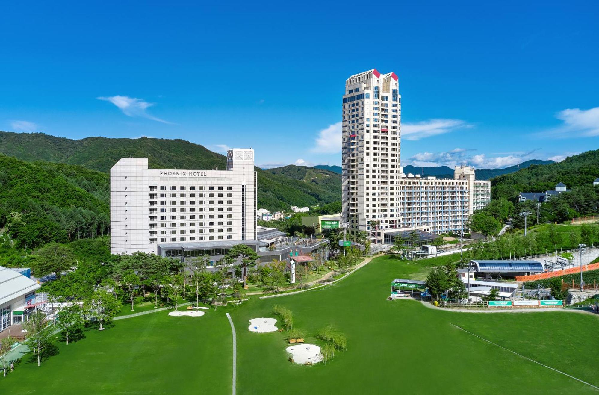 Phoenix Resort Pyeongchang Bagian luar foto